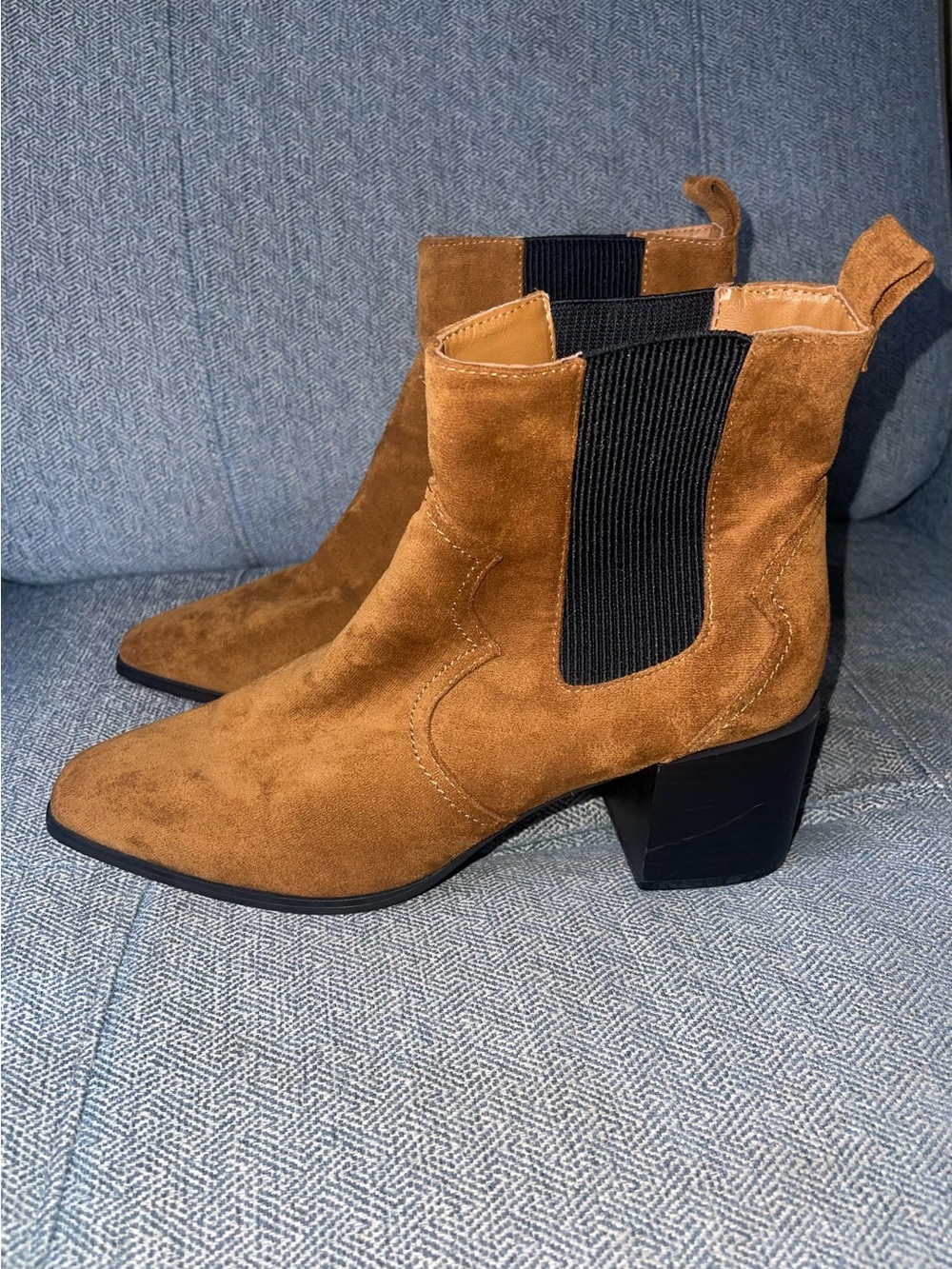 Suede Chelsea Ankle Boots - Tan